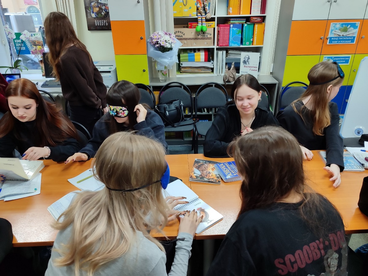 студенты 5uGRGD8jvhW3UZcQ8fRmaBwZE3jkTisCCvIf-ycUGGL_UdmemFr3vXYhWFZj-lByTHN3rVoQ5ifTcLR8kxCw3ZTE.jpg