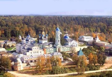 Монастыри и храмы России (12+)